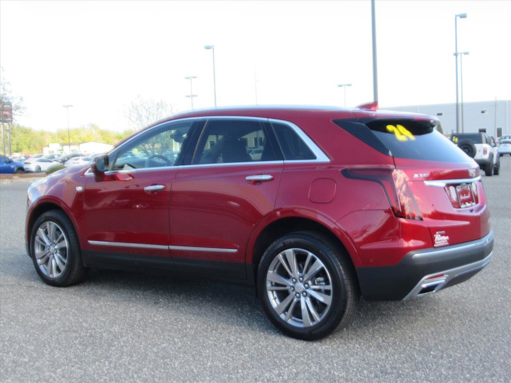 Used 2024 Cadillac XT5 Premium Luxury w/ Technology Package image 4