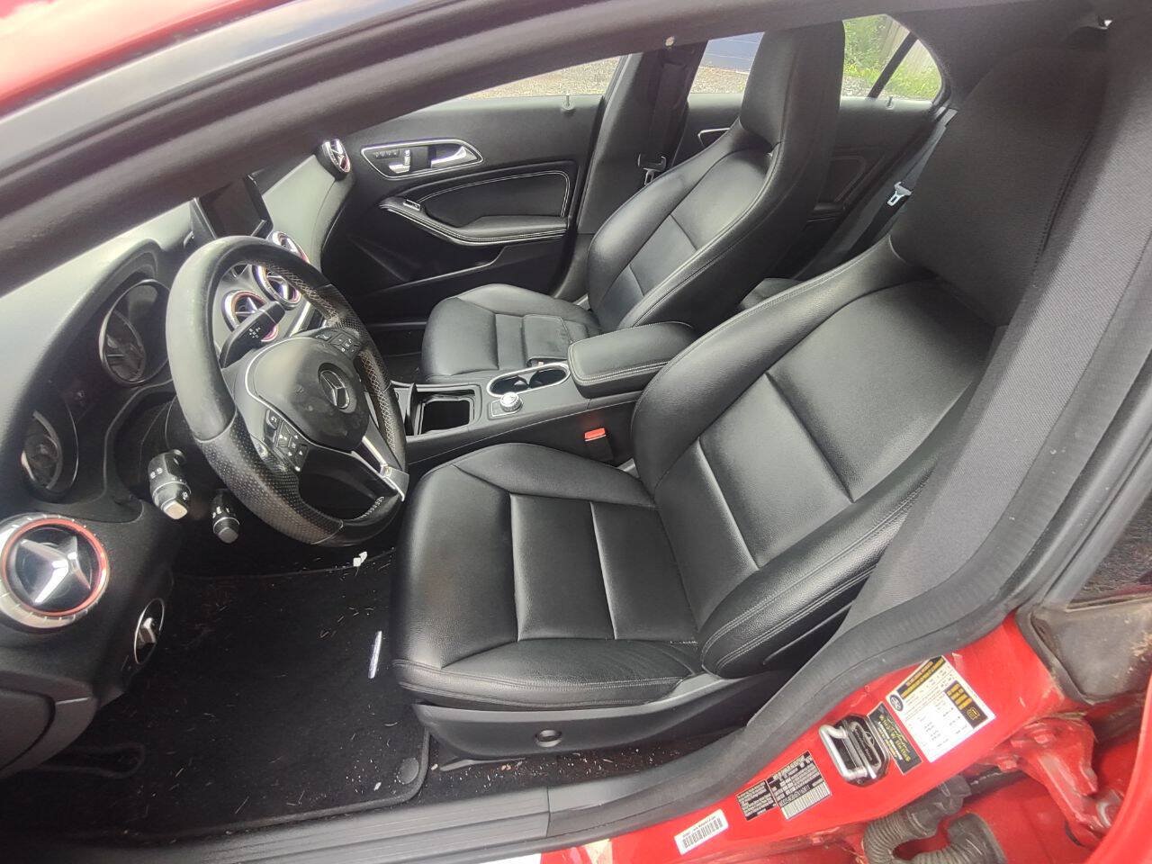 Used 2014 Mercedes-Benz CLA 250 4MATIC image 8