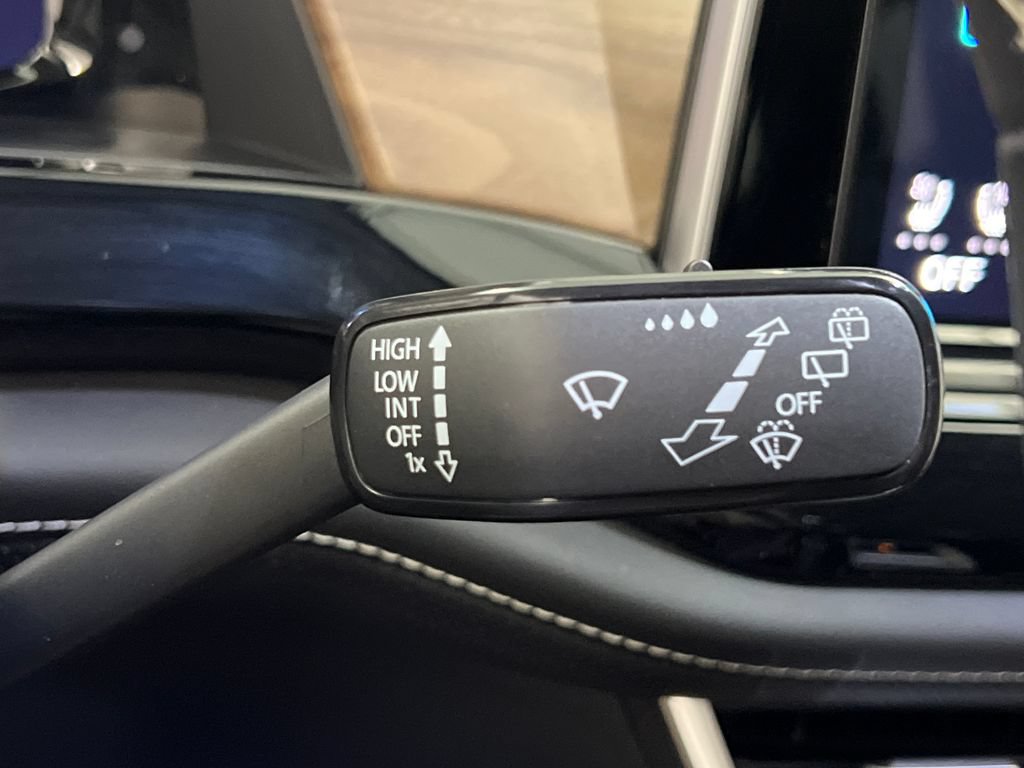 Used 2026 Volkswagen Atlas SE FWD image 55