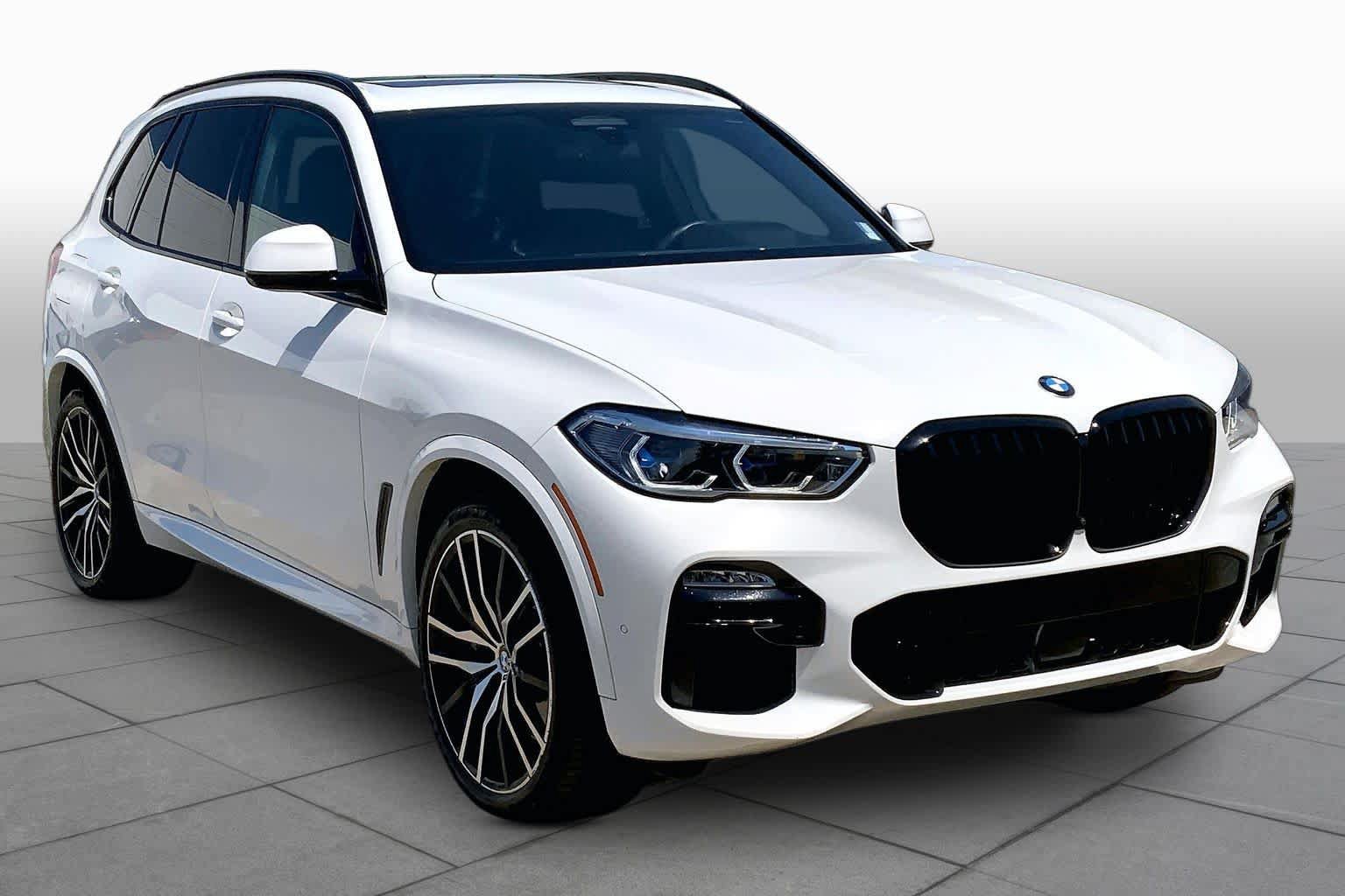 Used 2020 BMW X5 M50i w/ Executive Package AWD/4WD image 2