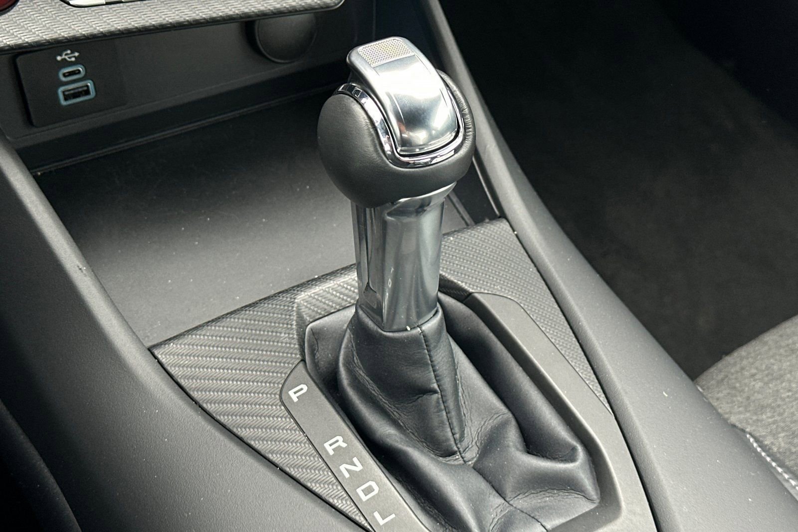 Used 2025 Ford Mustang Coupe RWD image 21