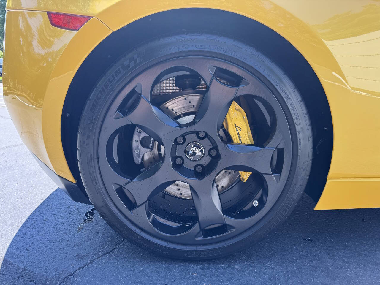 Used 2004 Lamborghini Gallardo AWD/4WD image 16
