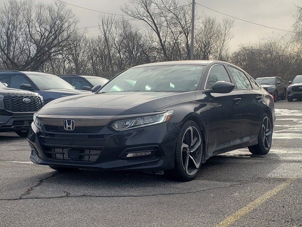 Used 2018 Honda Accord Sport image 1