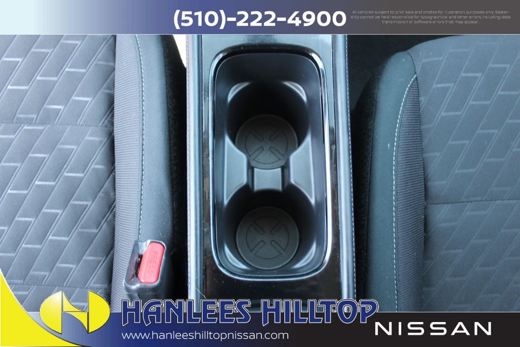 Certified 2024 Nissan Kicks SV FWD image 17