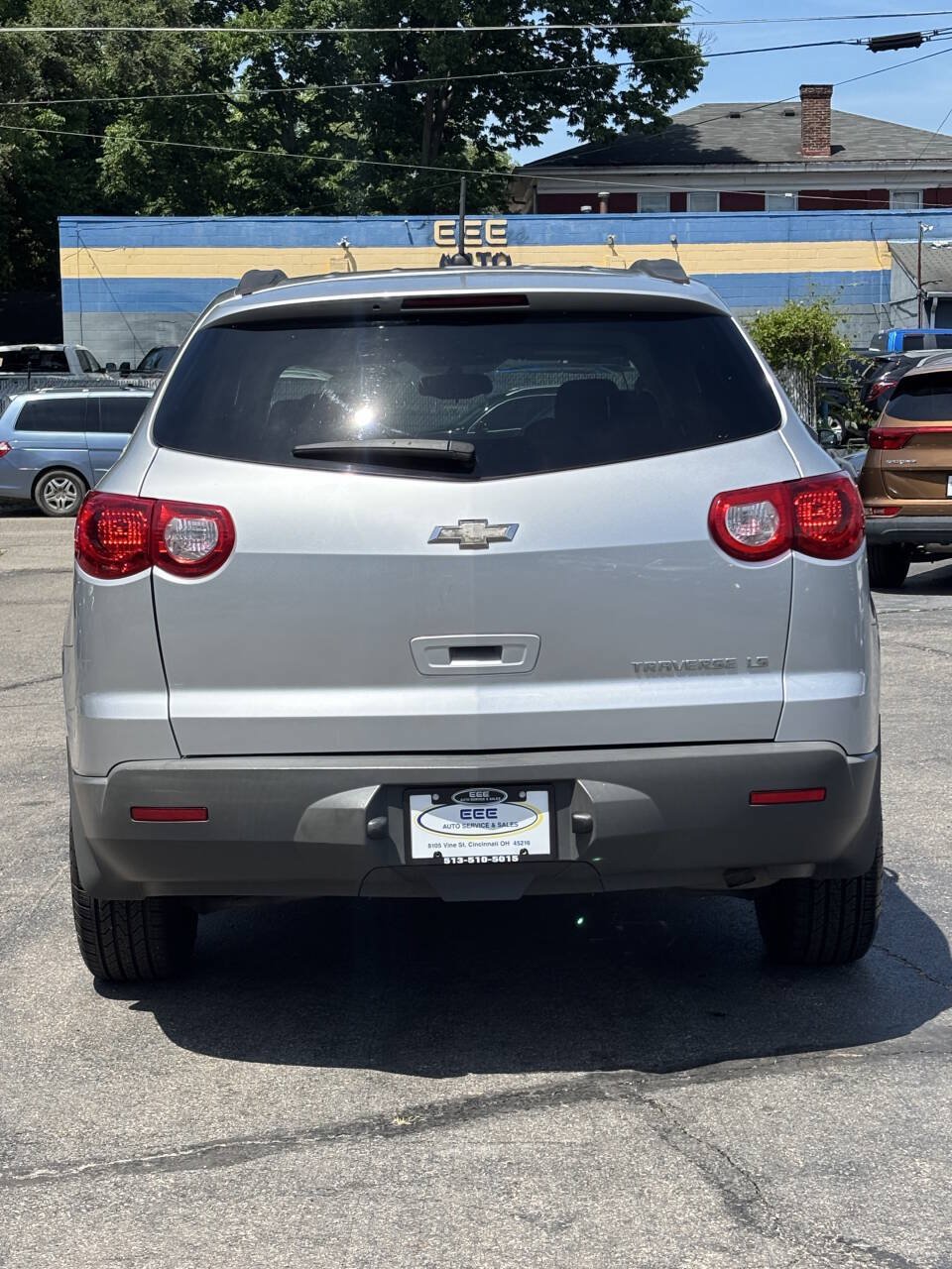Used 2010 Chevrolet Traverse LS FWD image 7