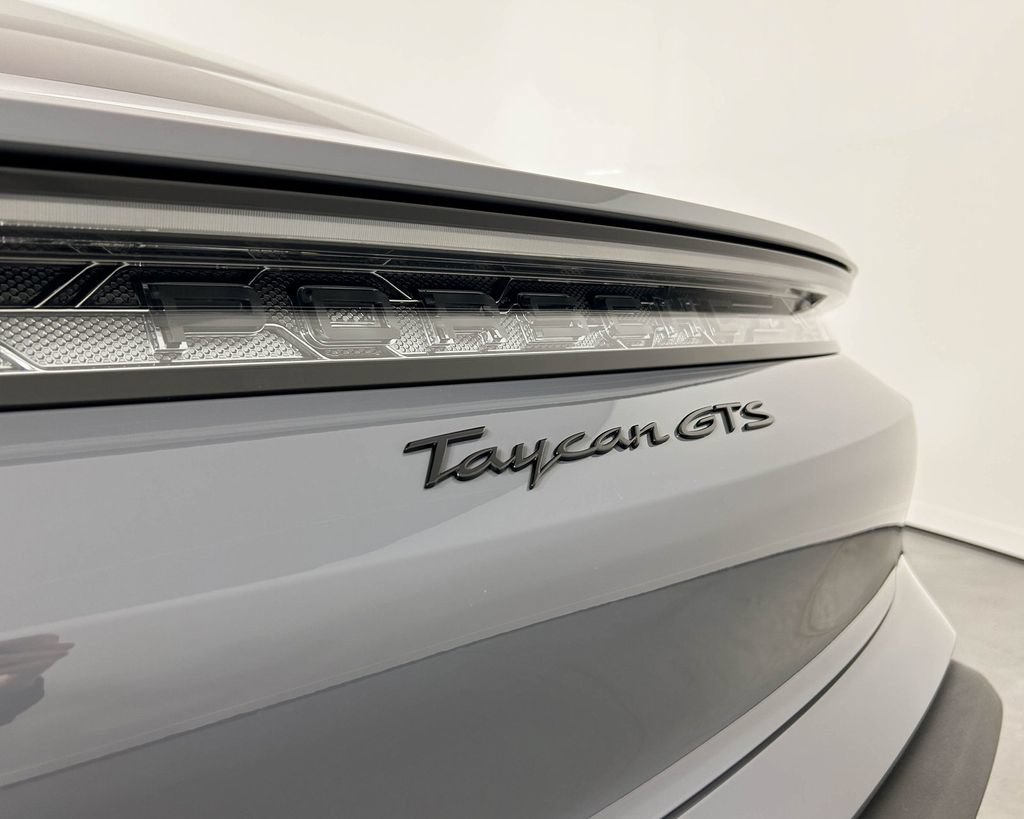 New 2026 Porsche Taycan GTS AWD/4WD image 29