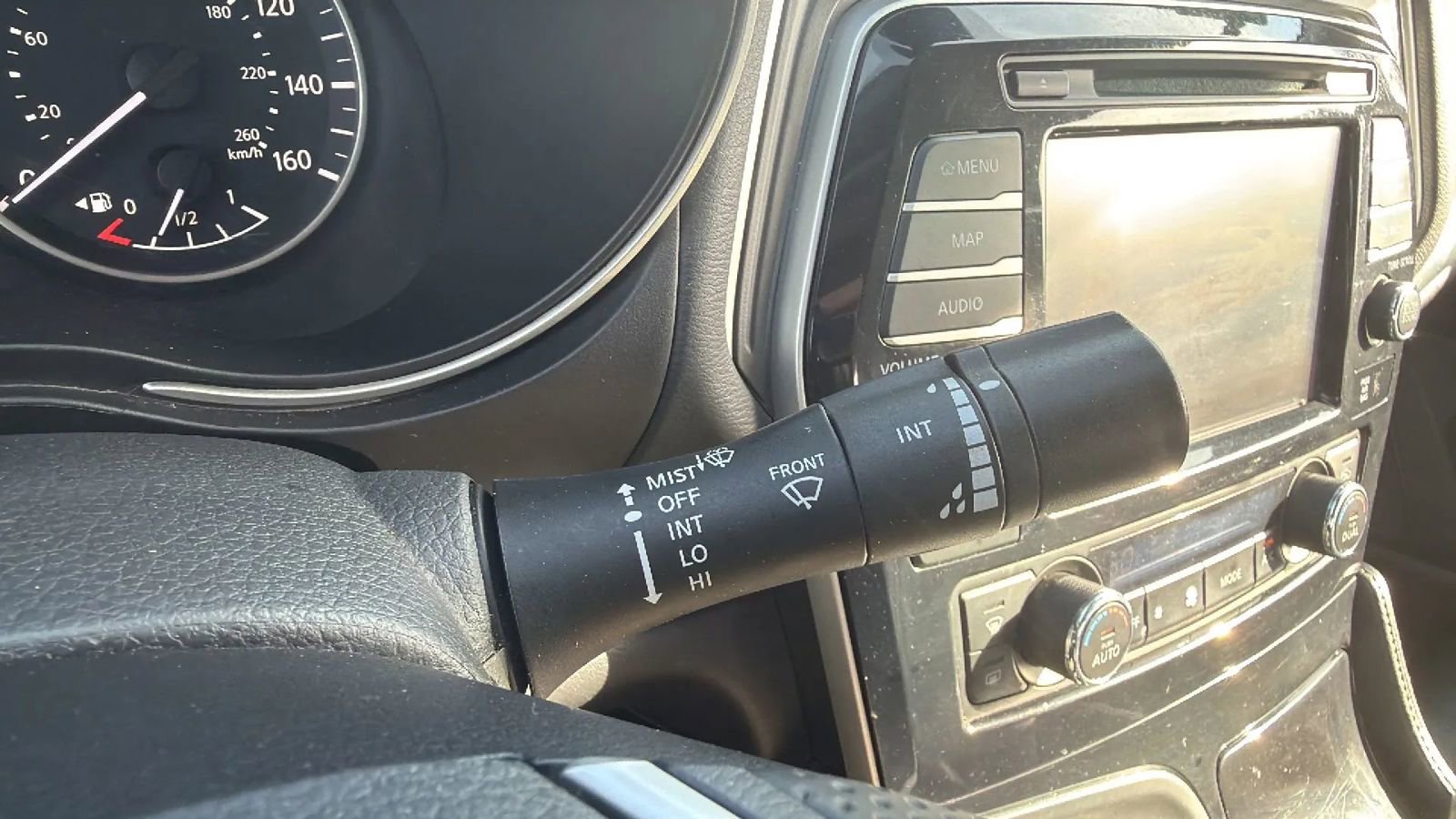 Used 2023 Nissan Maxima SV w/ Floor Mat Group image 17