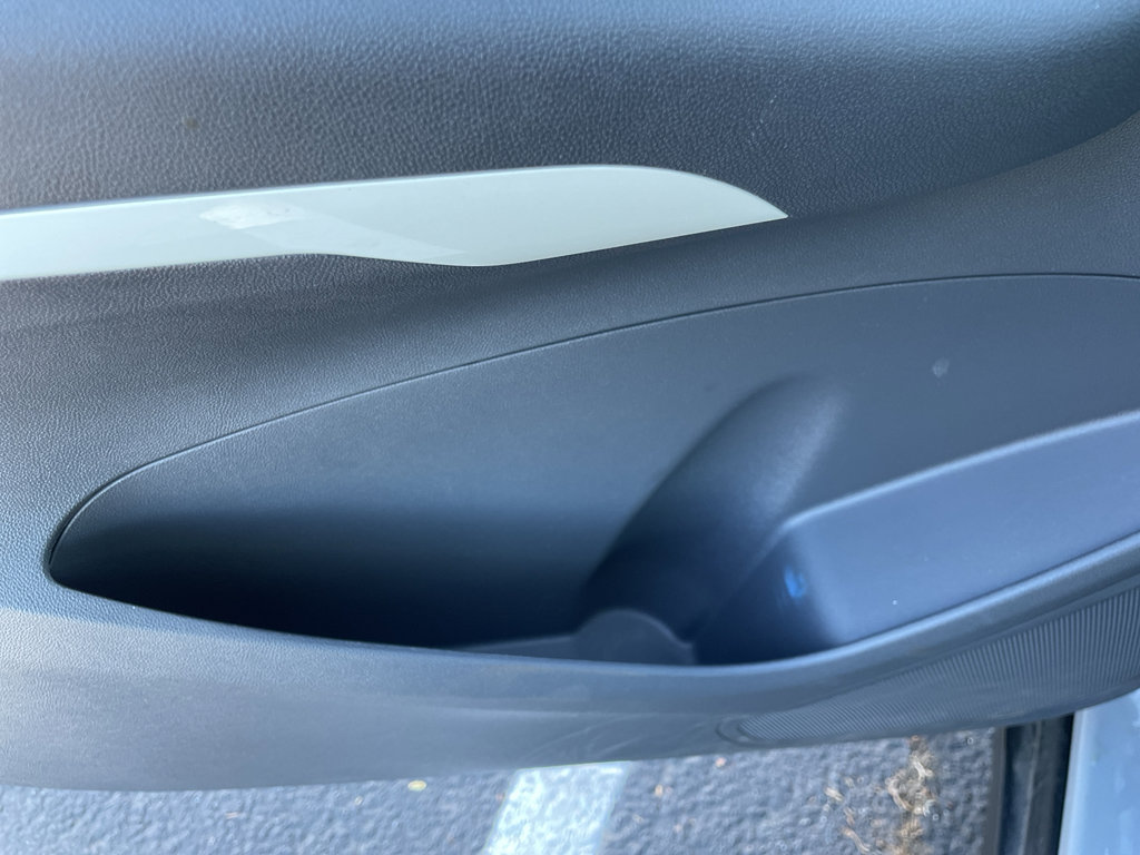 Used 2020 Chevrolet Bolt LT image 18