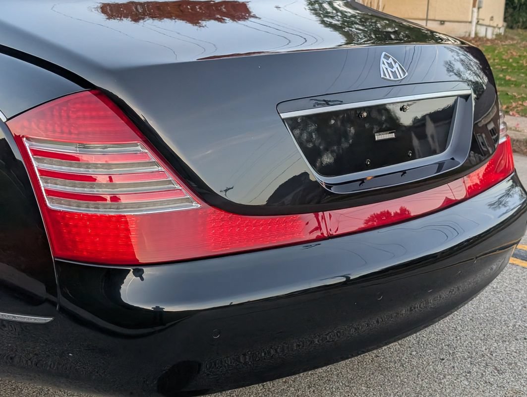 Used 2005 Maybach 57 RWD image 35