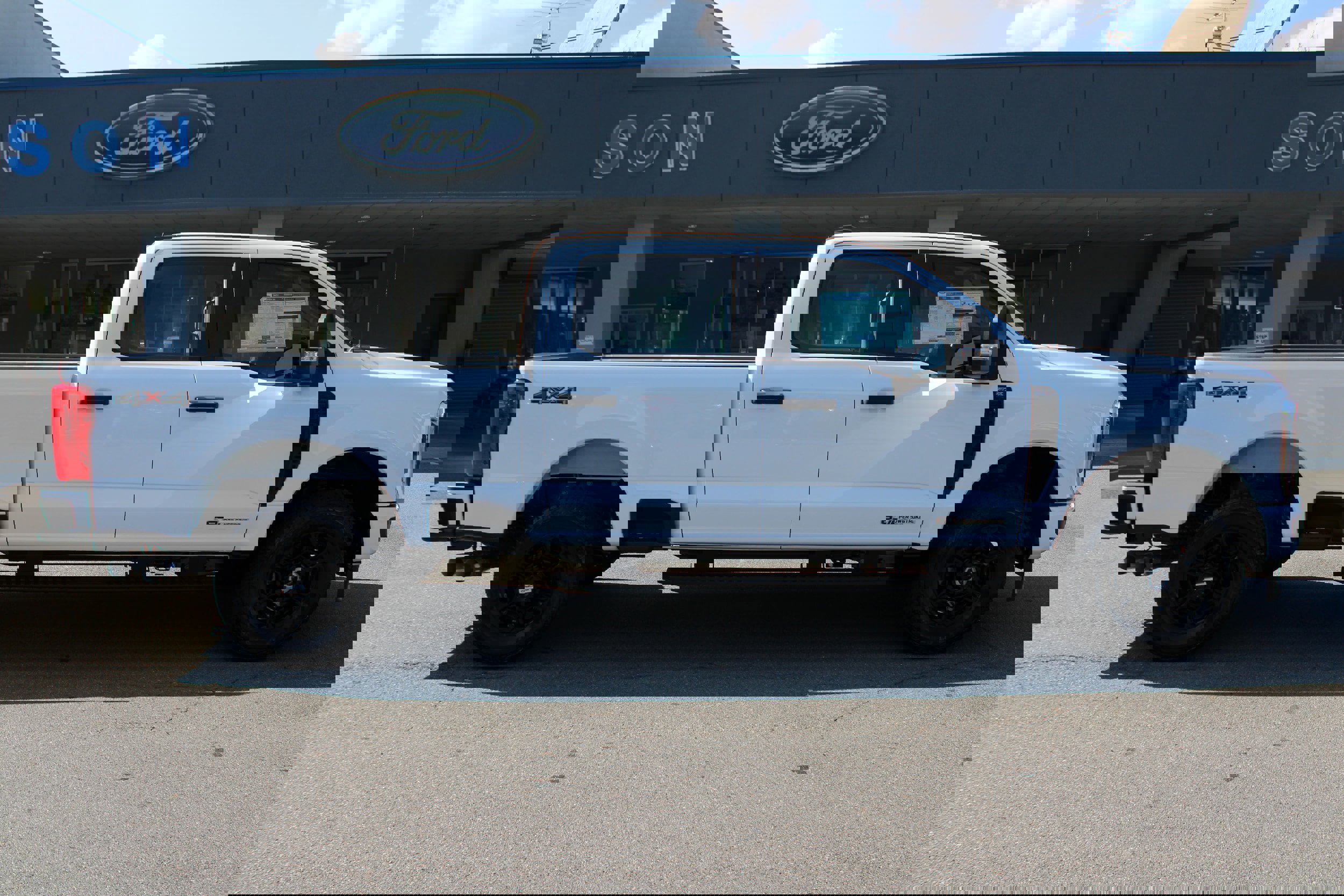 New 2026 Ford F250 XL image 2