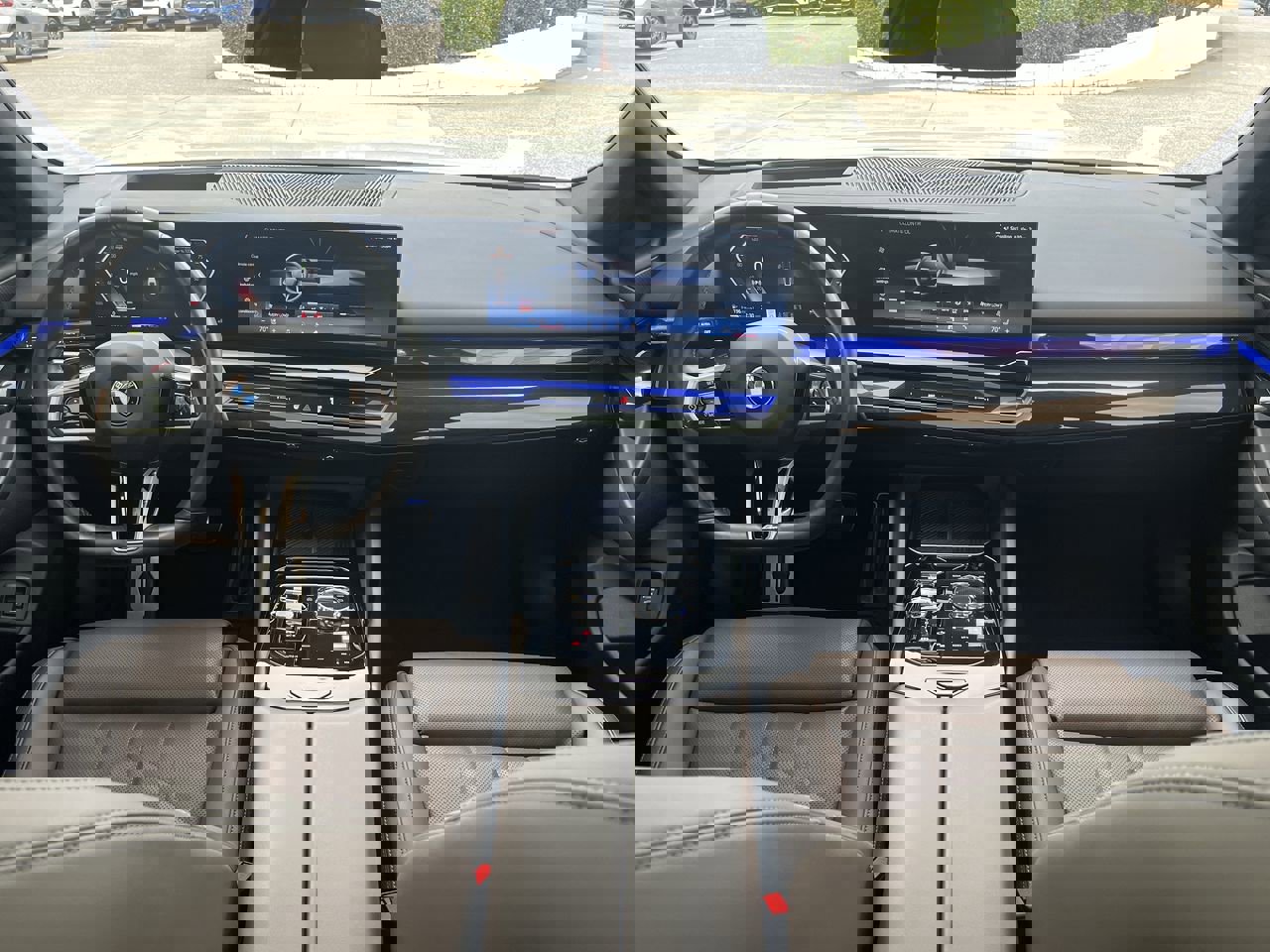 Certified 2024 BMW 540i xDrive w/ Executive Package image 29