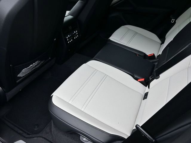 New 2026 Porsche Cayenne S image 19