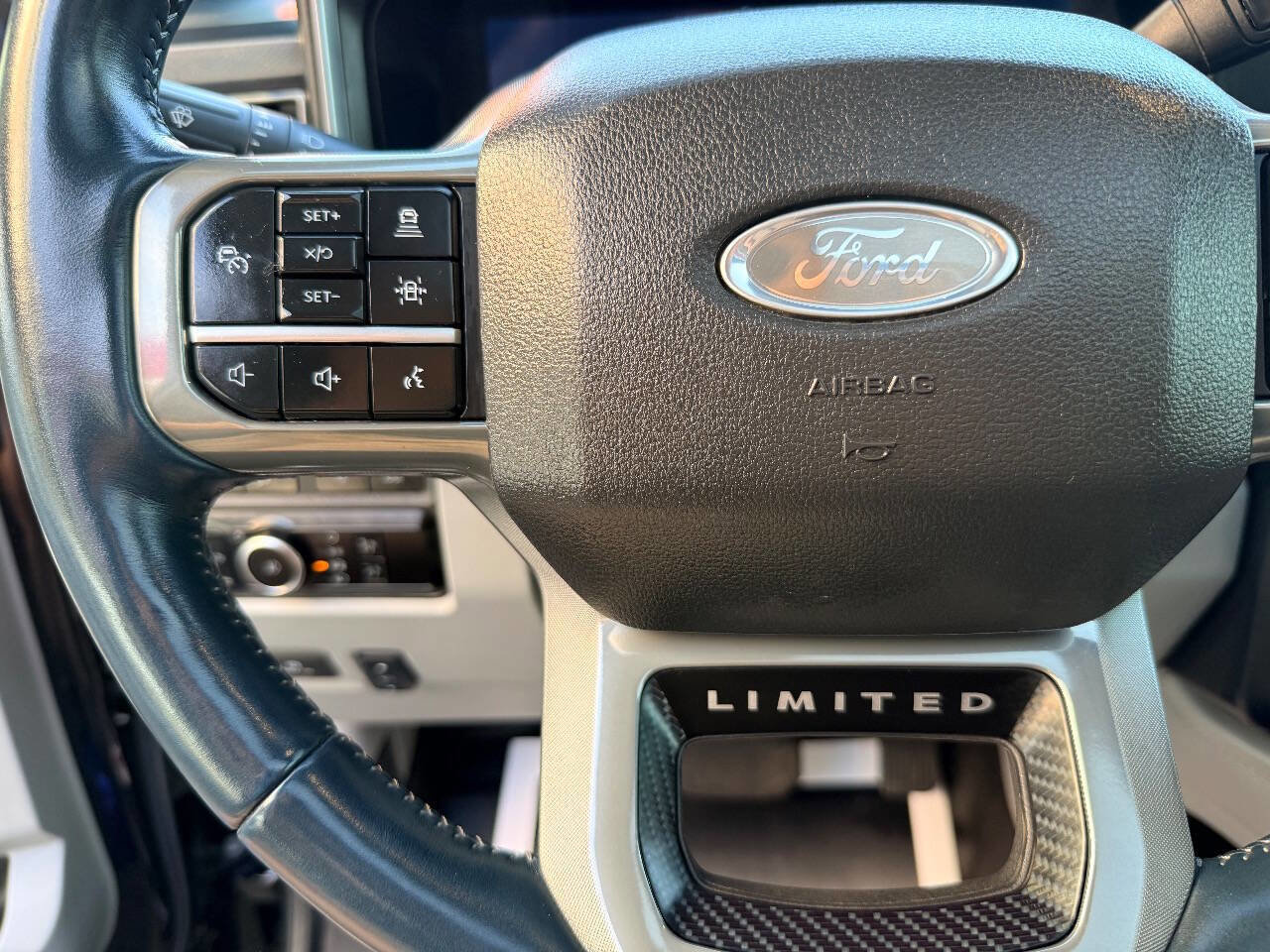 Used 2024 Ford F450 Limited w/ FX4 Off-Road Package image 25