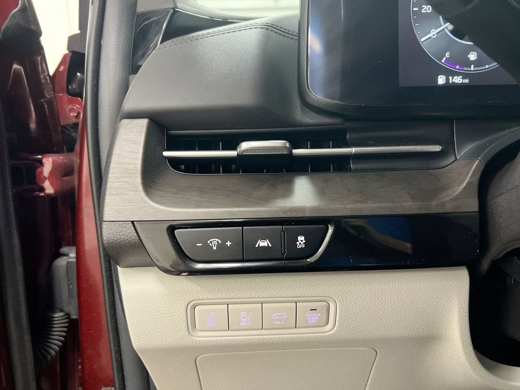 Used 2024 Kia Carnival SX FWD image 18