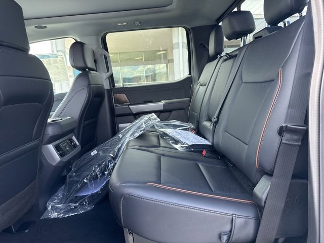 New 2026 Ford F350 Lariat image 18