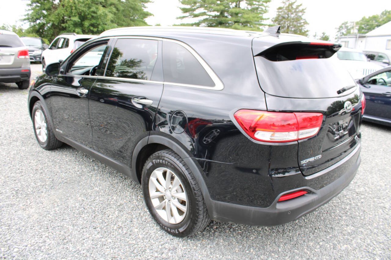 Used 2016 Kia Sorento LX w/ LX Convenience Package AWD/4WD image 9