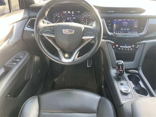 Used 2023 Cadillac XT6 Sport w/ Platinum Package image 12