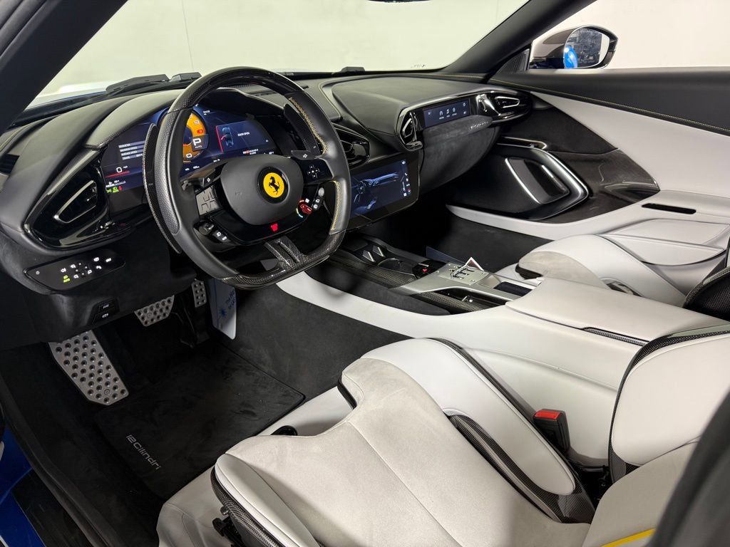 New 2025 Ferrari 12Cilindri image 5