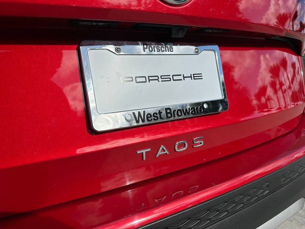 Used 2023 Volkswagen Taos SE image 14