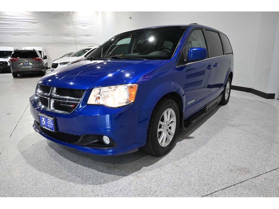 Used 2020 Dodge Grand Caravan SXT FWD image 10