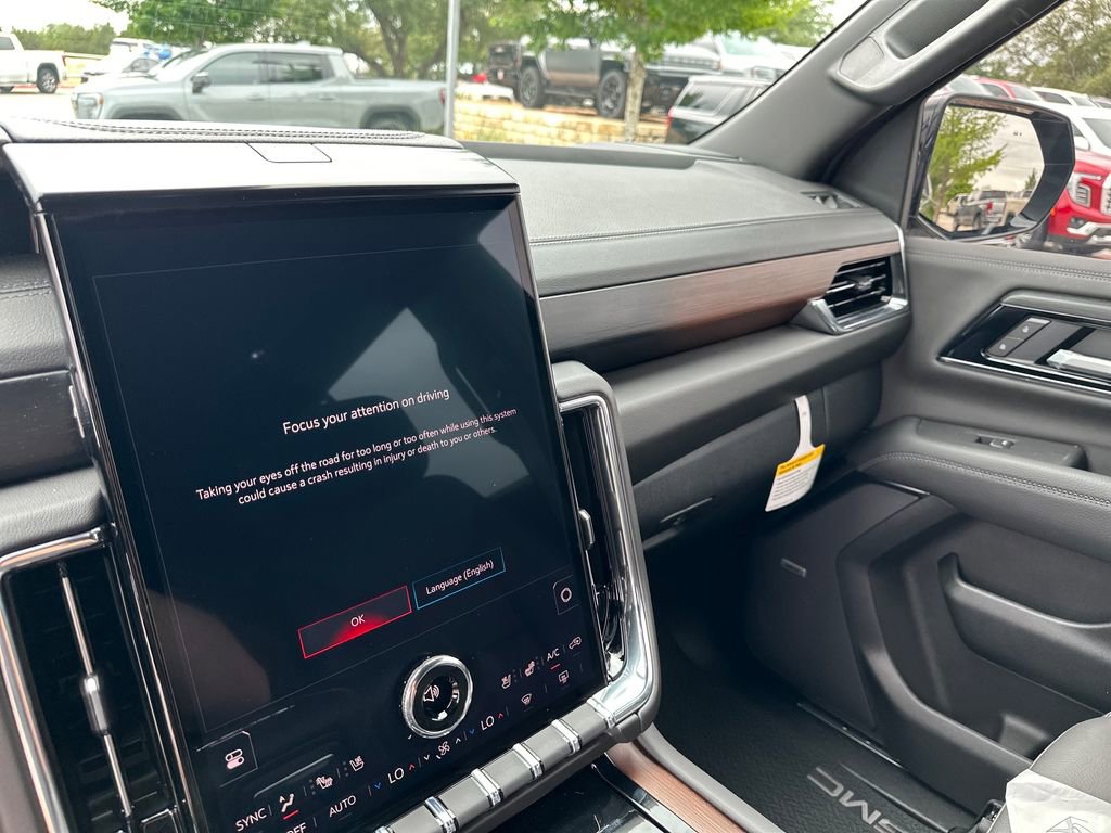 New 2026 GMC Yukon Denali w/ Denali Reserve Package RWD image 27