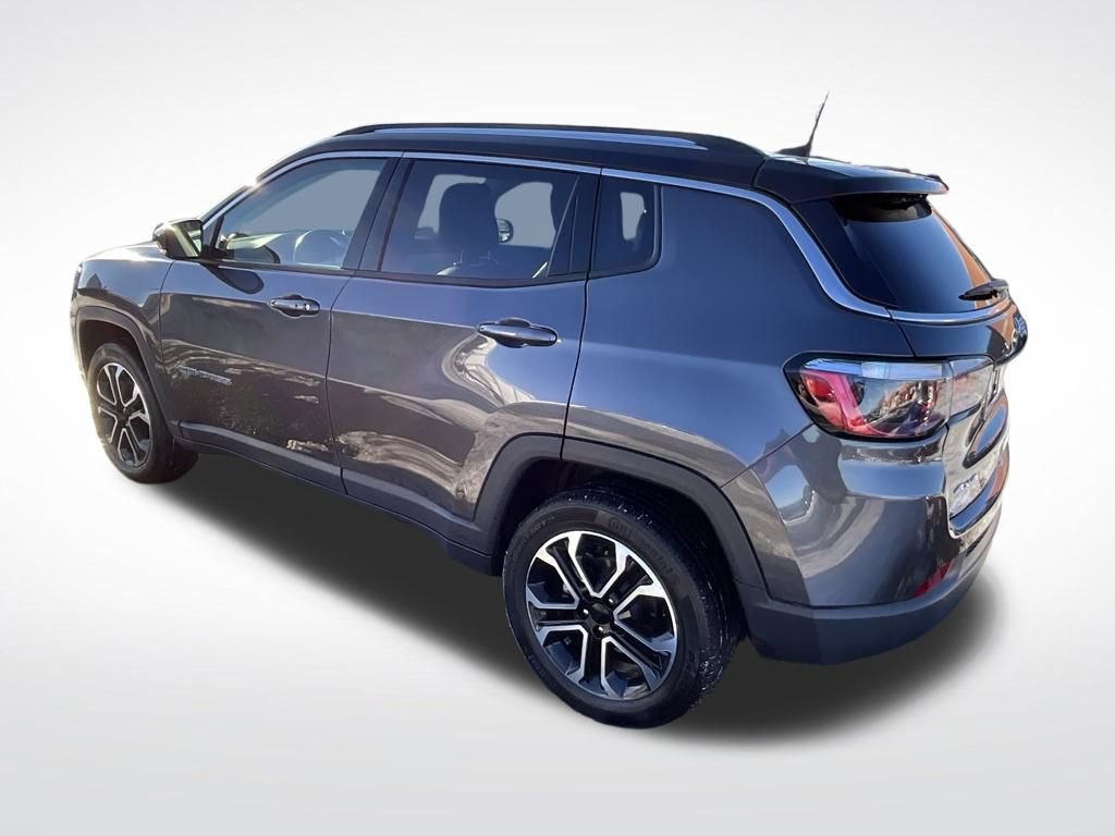 Used 2022 Jeep Compass Limited image 8