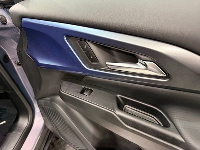 New 2026 Chevrolet Equinox EV LT AWD/4WD image 25
