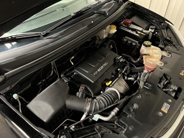 Used 2020 Chevrolet Sonic LT image 38