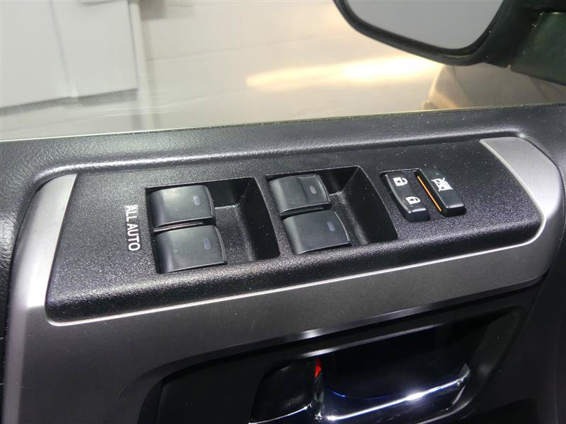Used 2020 Toyota 4Runner Limited AWD/4WD image 19