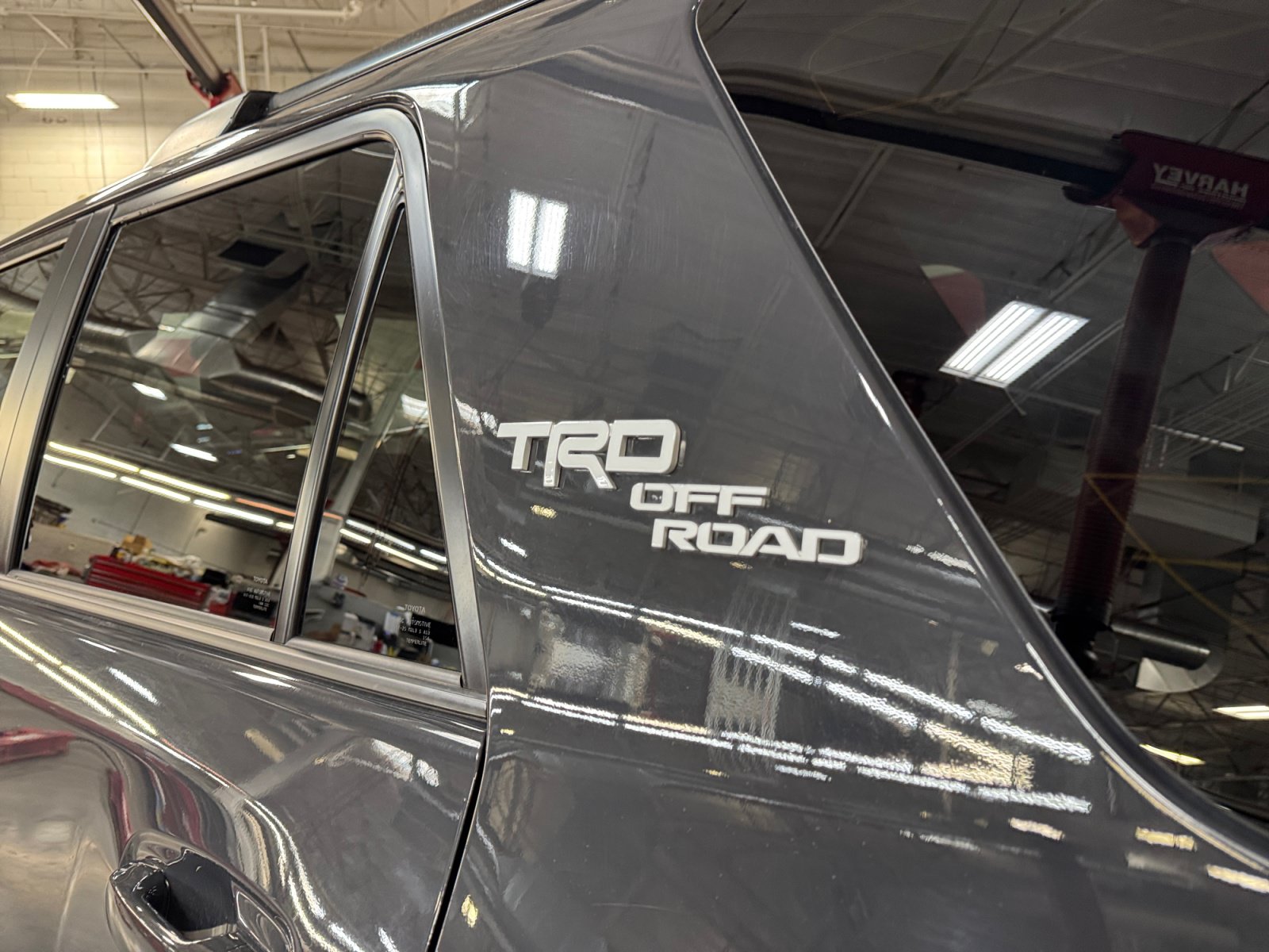Certified 2024 Toyota 4Runner TRD Off-Road Premium w/ Moonroof Package AWD/4WD image 25