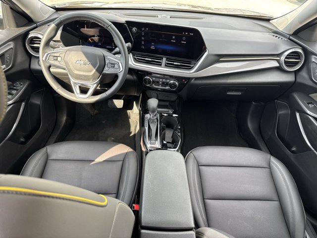Used 2024 Chevrolet Trax ACTIV w/ Sunroof Package FWD image 20