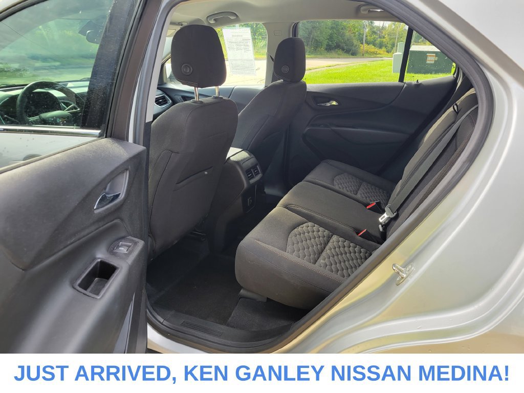 Used 2019 Chevrolet Equinox LT FWD image 15