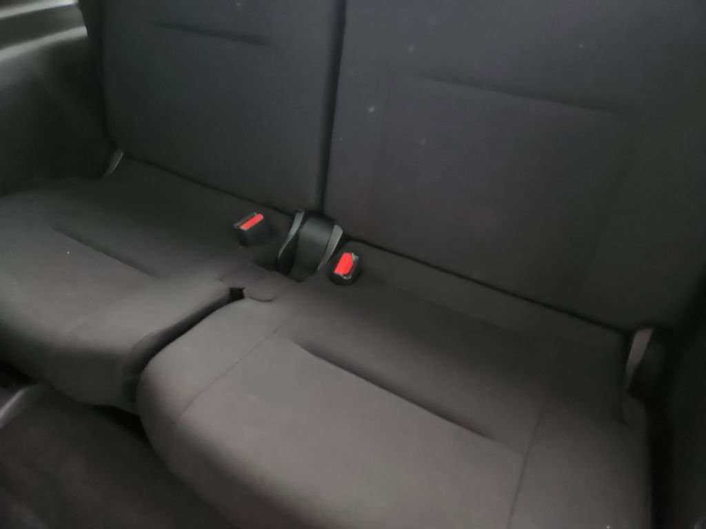 Used 2025 Mitsubishi Outlander ES image 30