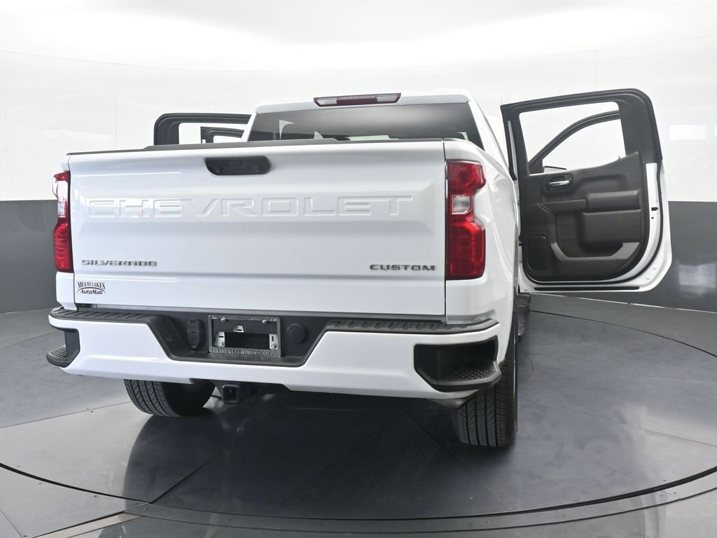 Used 2023 Chevrolet Silverado 1500 Custom image 70