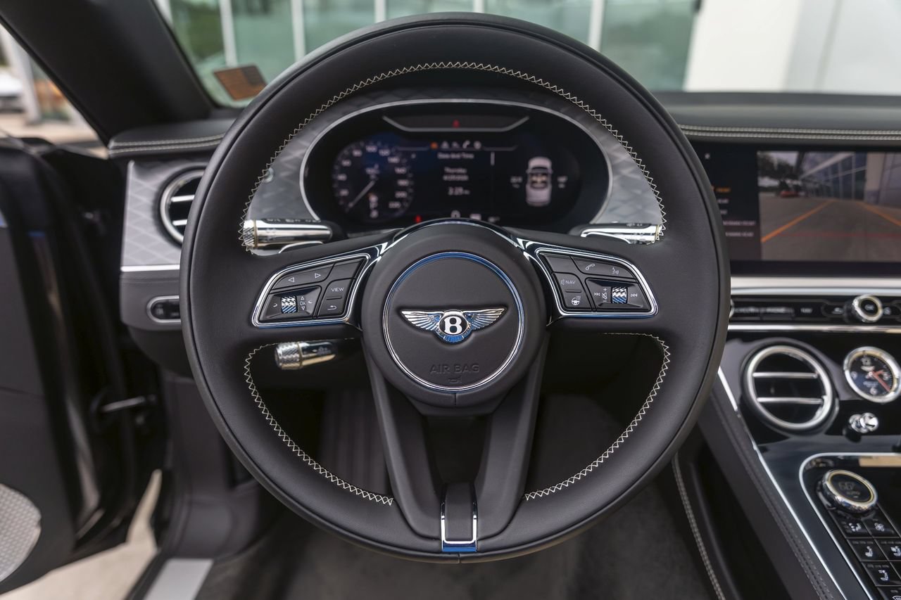 Certified 2024 Bentley Continental GT V8 AWD/4WD image 38