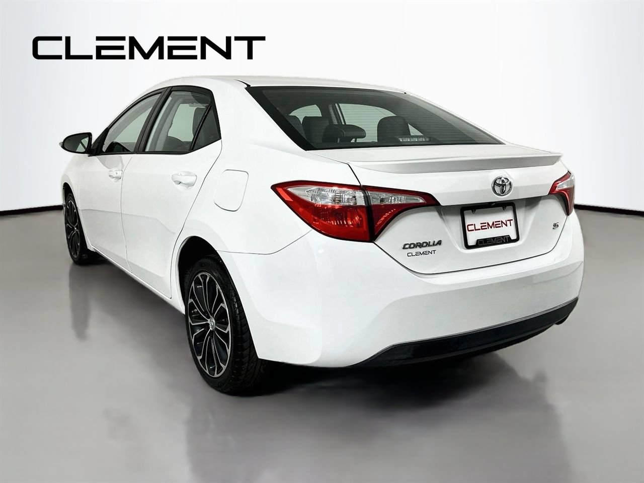 Used 2015 Toyota Corolla S FWD image 10
