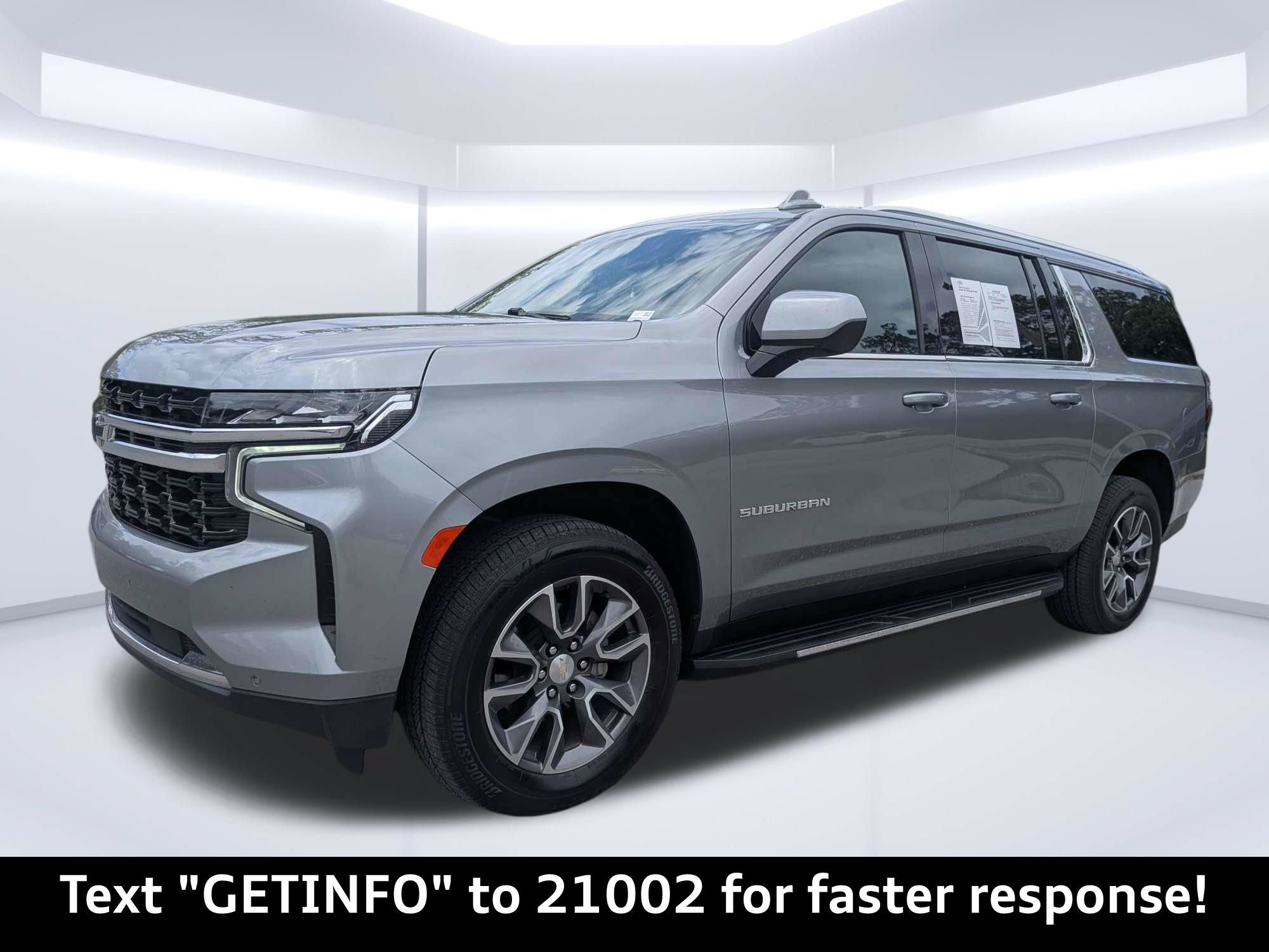 Used 2023 Chevrolet Suburban LS RWD image 8