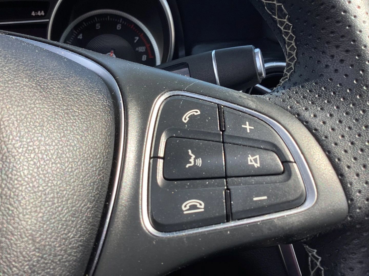 Used 2017 Mercedes-Benz CLA 250 4MATIC image 39