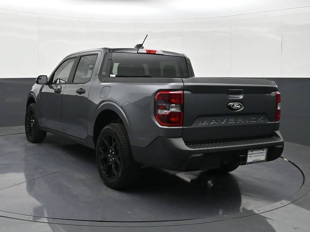 Used 2025 Ford Maverick XLT w/ Equipment Group 301A AWD/4WD image 3