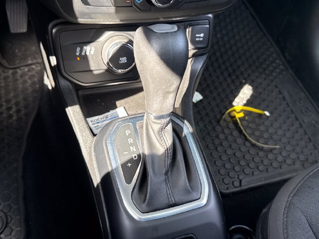 Used 2019 Jeep Renegade Altitude w/ Quick Order Package 2XM AWD/4WD image 38