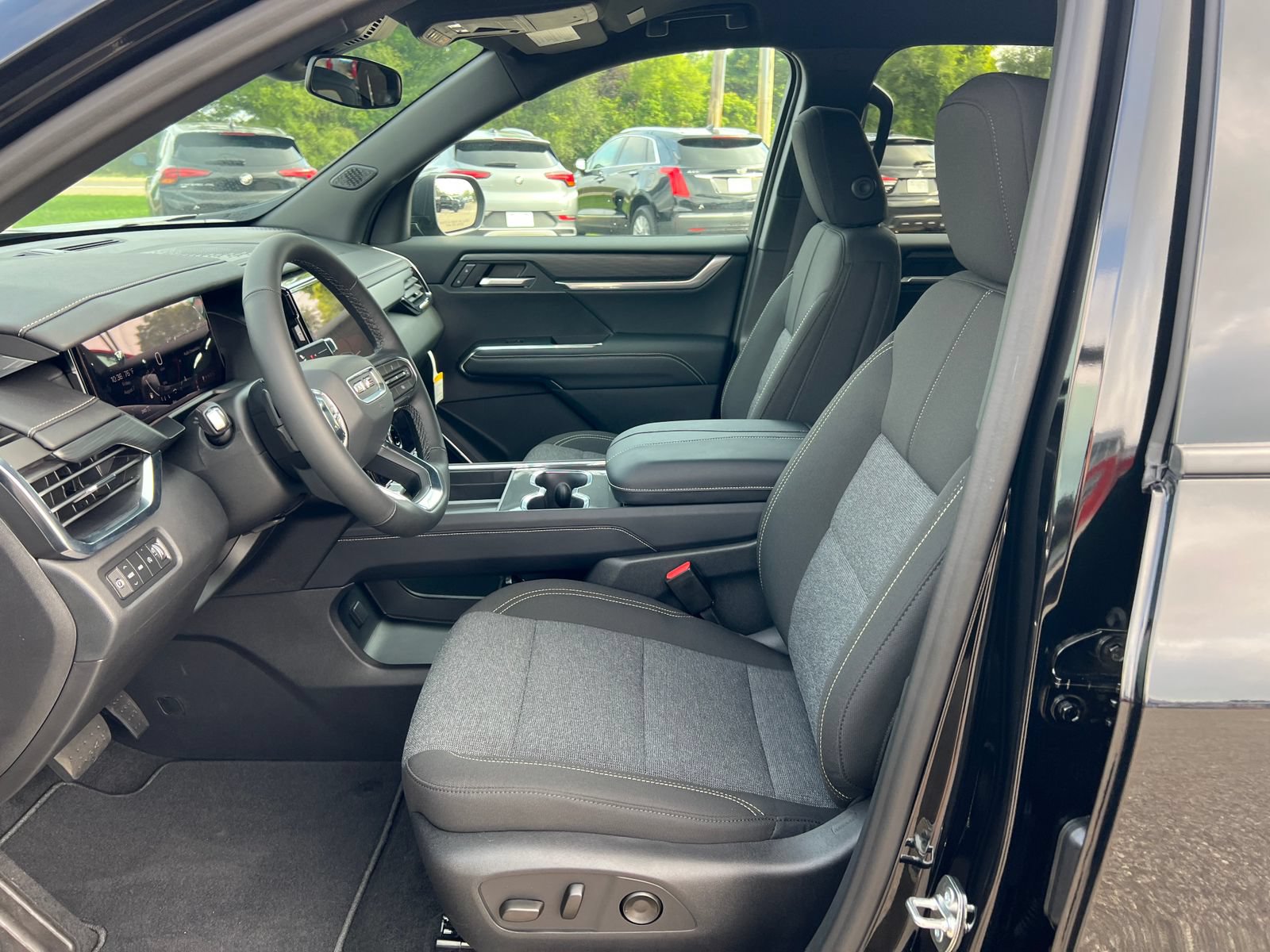 New 2027 GMC Acadia Elevation AWD/4WD image 4