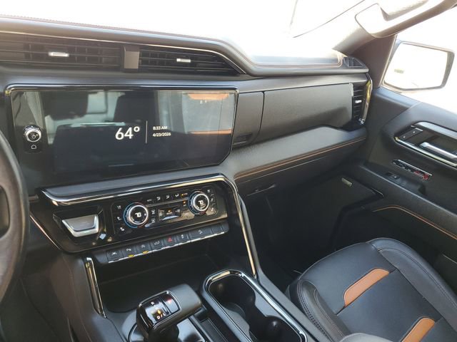 Used 2023 GMC Sierra 1500 AT4 w/ Technology Package AWD/4WD image 27