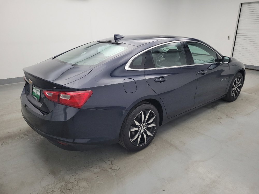 Used 2018 Chevrolet Malibu LT w/ Leather Package FWD image 10