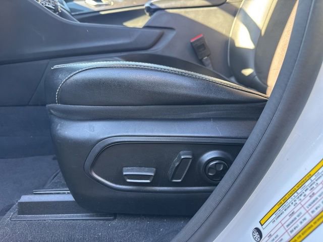 Used 2023 Jeep Grand Cherokee Altitude image 8