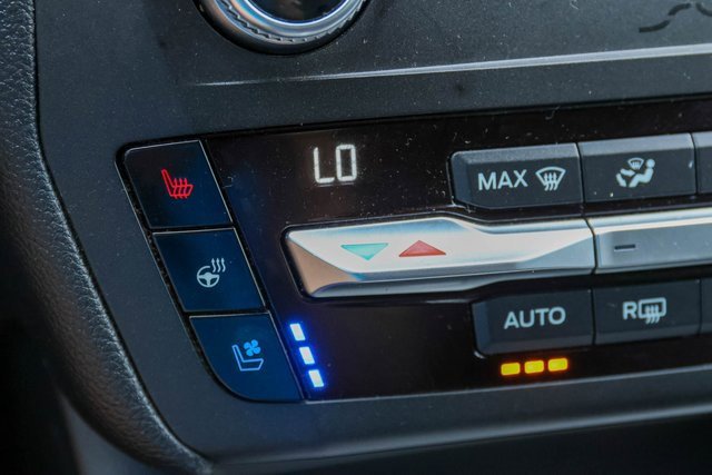 Used 2020 Ford Explorer Limited w/ Class III Trailer Tow Package image 30