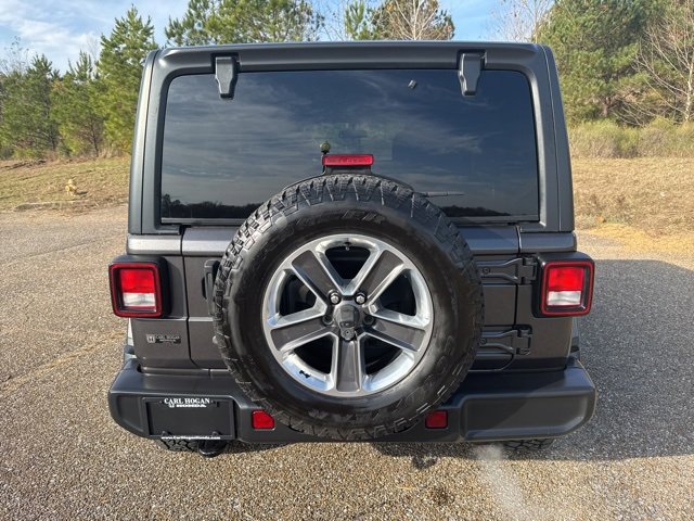 Used 2020 Jeep Wrangler Unlimited Sahara image 8