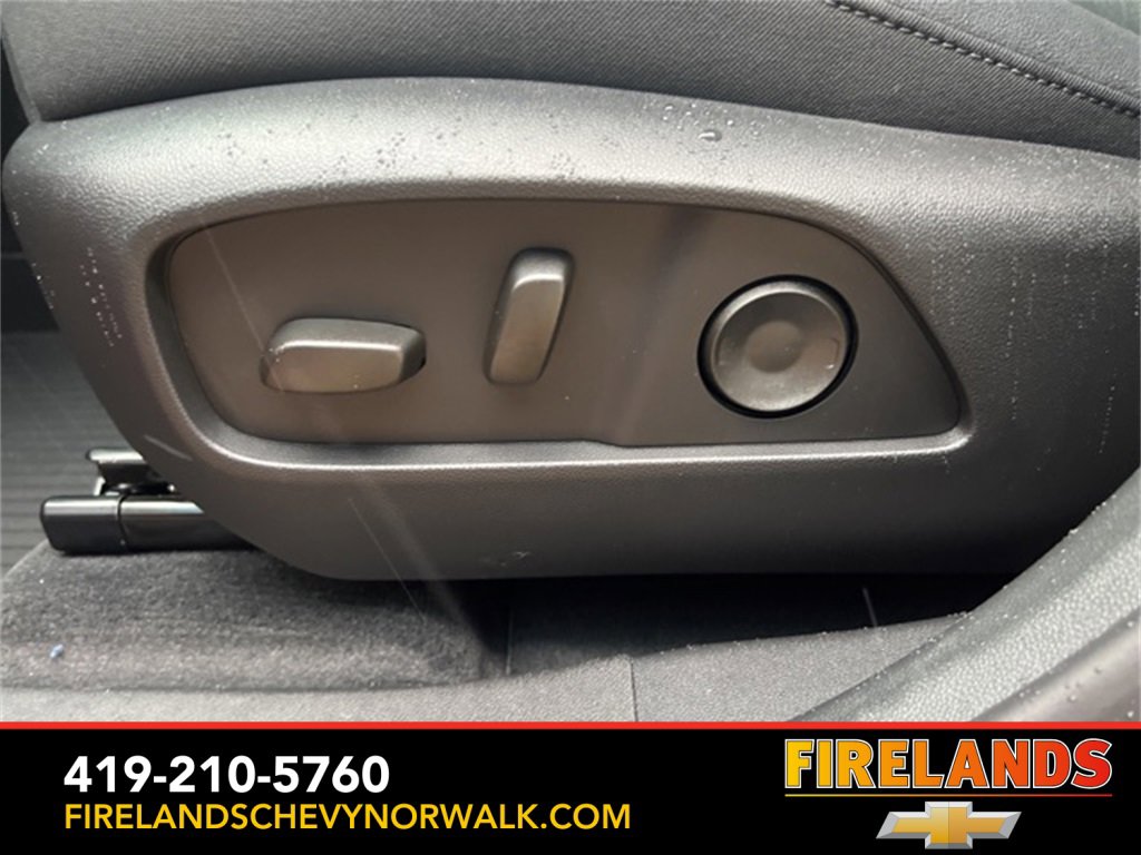 New 2026 Chevrolet Equinox LT w/ Convenience Package II image 10