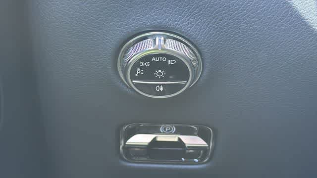 Used 2026 Mercedes-Benz GLC 300 4MATIC image 19