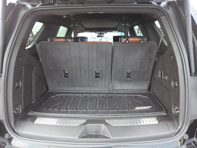 Used 2024 GMC Yukon Denali Ultimate AWD/4WD image 23