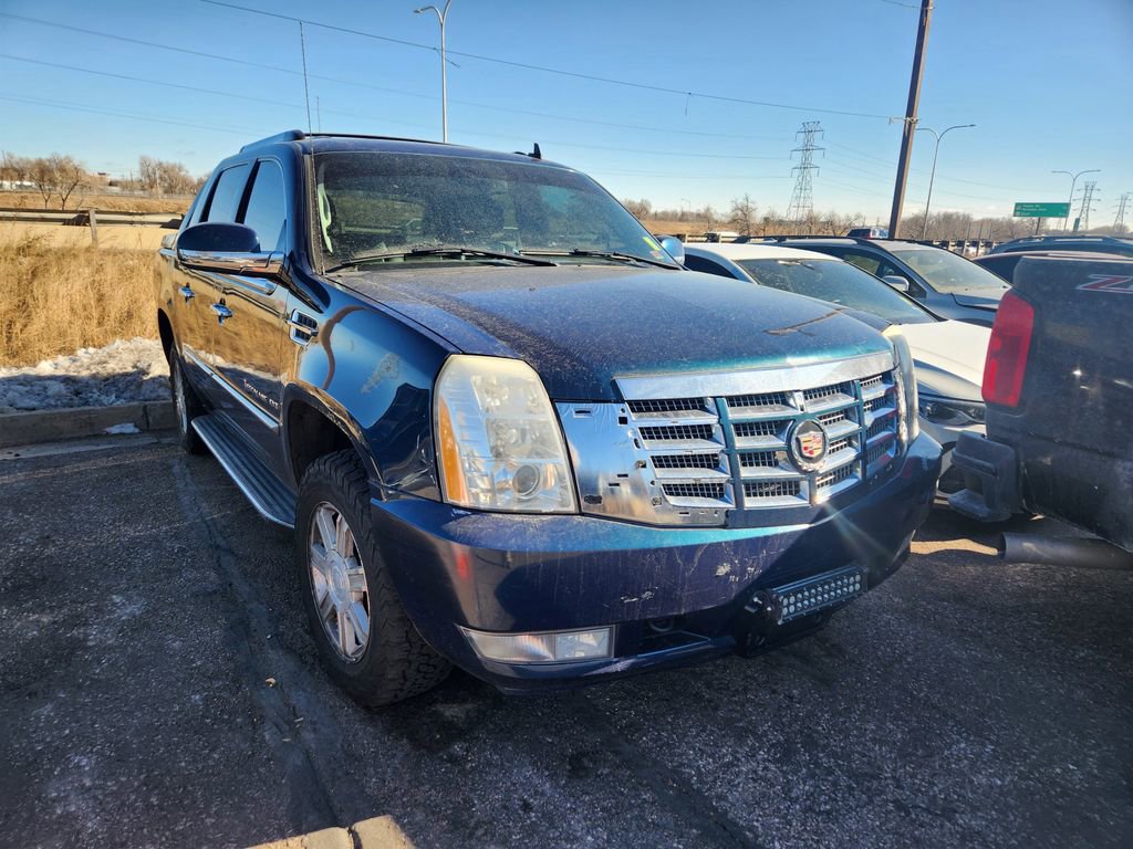 Used 2007 Cadillac Escalade EXT image 1